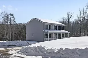 77 Sky High Ln, New Ringgold, PA 17960 - Photo 7