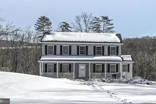 77 Sky High Ln, New Ringgold, PA 17960 - Photo 1