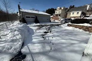 144 Pennsylvania Ave, Shenandoah, PA 17976 - Photo 9