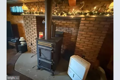 144 Pennsylvania Avenue, Shenandoah, PA 17976 - Photo 17