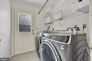 1823 Ridgewood Rd, Orwigsburg, PA 17961 - Photo 17