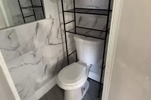 25 E Oak St, Shenandoah, PA 17976 - Photo 9