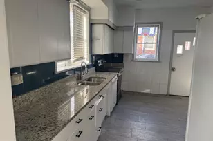 25 E Oak St, Shenandoah, PA 17976 - Photo 7