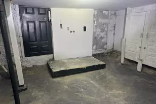 27 E Oak St, Shenandoah, PA 17976 - Photo 19