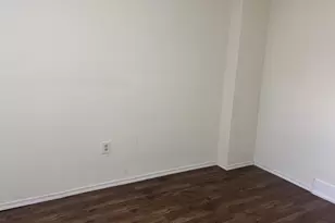 27 E Oak St, Shenandoah, PA 17976 - Photo 13