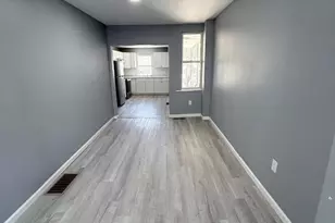 741 E Norwegian St, Pottsville, PA 17901 - Photo 3