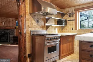 371 Green Tree Dr, Auburn, PA 17922 - Photo 15