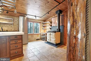 371 Green Tree Dr, Auburn, PA 17922 - Photo 13