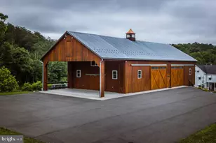 284 Hickory Dr, Auburn, PA 17922 - Photo 3