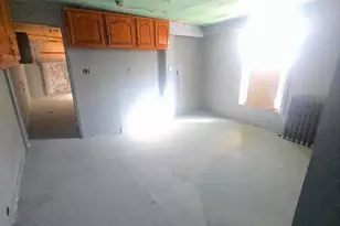 118 S 3rd St, Pottsville, PA 17901 - Photo 3