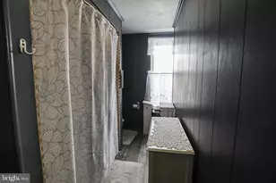 846 Bunting St, Pottsville, PA 17901 - Photo 23