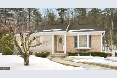 2137 S Woodglen Road, Pottsville, PA 17901 - Photo 3