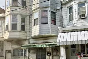 609 E Centre St, Mahanoy City, PA 17948 - Photo 1