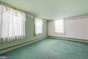 409 Roosevelt Dr, Mahanoy City, PA 17948 - Photo 17