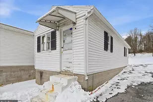 409 Roosevelt Dr, Mahanoy City, PA 17948 - Photo 25