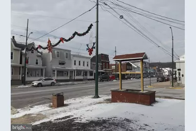 0, 305, 307 S 2nd Street, Saint Clair, PA 17970 - Photo 13