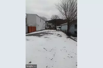 0, 305, 307 S 2nd Street, Saint Clair, PA 17970 - Photo 11