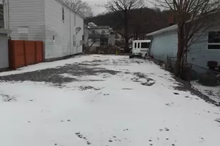 0 305 307 S 2nd St, Saint Clair, PA 17970 - Photo 11