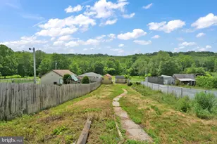 229 Valley St, New Philadelphia, PA 17959 - Photo 25