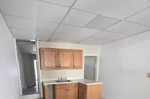 427 W Market St, Mahanoy City, PA 17948 - Photo 5