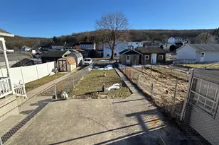 131 W Main St, Tremont, PA 17981 - Photo 27