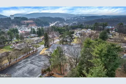 145 Chamberlaine Avenue, Pottsville, PA 17901 - Photo 129