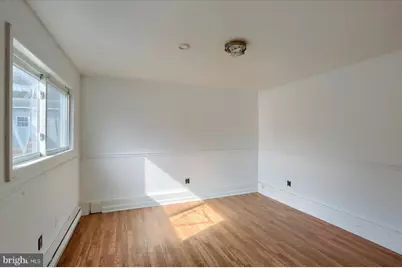 145 Chamberlaine Avenue, Pottsville, PA 17901 - Photo 3