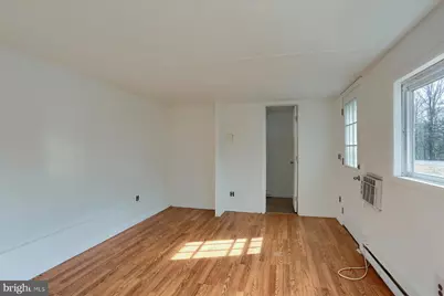 145 Chamberlaine Avenue, Pottsville, PA 17901 - Photo 5