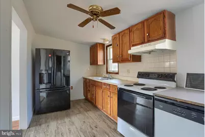 145 Chamberlaine Avenue, Pottsville, PA 17901 - Photo 17