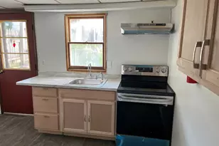 210 Harrison St, Pottsville, PA 17901 - Photo 7