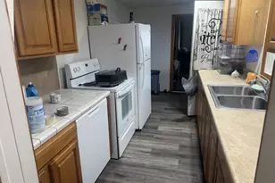 429 E Elm St, Tamaqua, PA 18252 - Photo 7