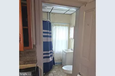 212 S St Peter Street #1ST FLOOR, Schuylkill Haven, PA 17972 - Photo 5