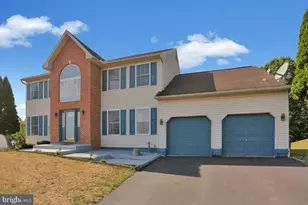 87 Oak Ledge Ave, Schuylkill Haven, PA 17972 - Photo 1