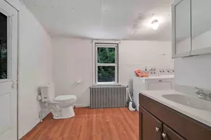 241 Peacock St, Pottsville, PA 17901 - Photo 19