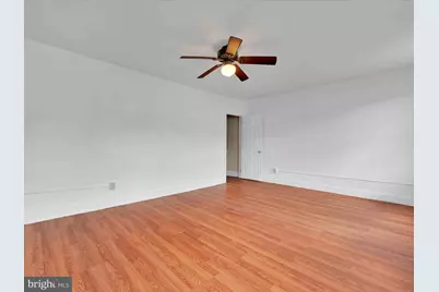 241 Peacock Street, Pottsville, PA 17901 - Photo 13