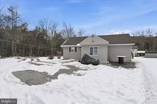 37 Goose Pond Rd, New Ringgold, PA 17960 - Photo 29