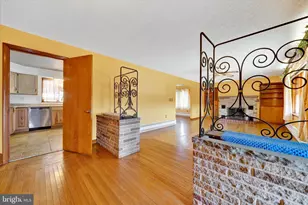 100 High St, Pine Grove, PA 17963 - Photo 5