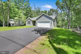 1799 Crazy Horse Dr, Auburn, PA 17922 - Photo 3