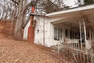 23 N Lake Dr, Pottsville, PA 17901 - Photo 5