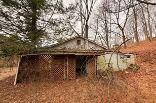 23 N Lake Dr, Pottsville, PA 17901 - Photo 9