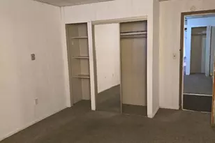 5 S Jardin St, Shenandoah, PA 17976 - Photo 5