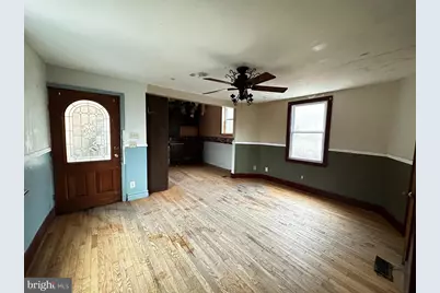 415 Peacock Street, Pottsville, PA 17901 - Photo 7