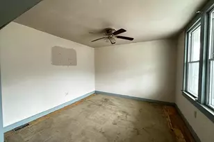 415 Peacock St, Pottsville, PA 17901 - Photo 5