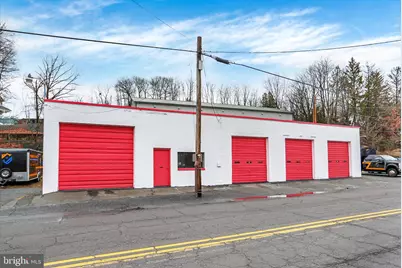 1260 Laurel Boulevard, Pottsville, PA 17901 - Photo 3