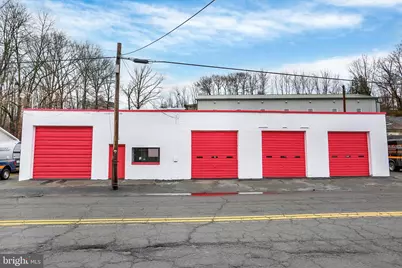 1260 Laurel Boulevard, Pottsville, PA 17901 - Photo 1