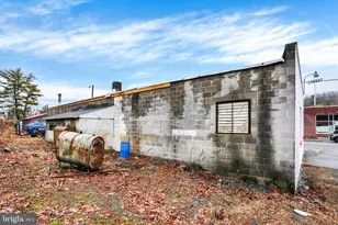 1260 Laurel Blvd, Pottsville, PA 17901 - Photo 17