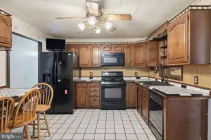 66 Back Rd, Barnesville, PA 18214 - Photo 13