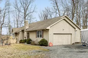 311 Sioux Dr, Auburn, PA 17922 - Photo 3