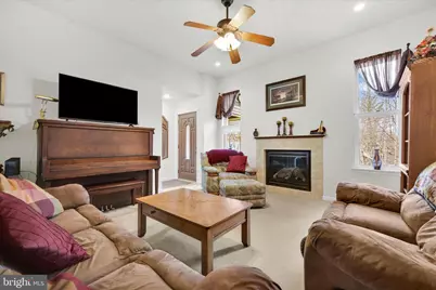 311 Sioux Drive, Auburn, PA 17922 - Photo 9