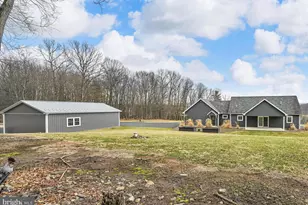 643 Deturksville Rd, Pine Grove, PA 17963 - Photo 51